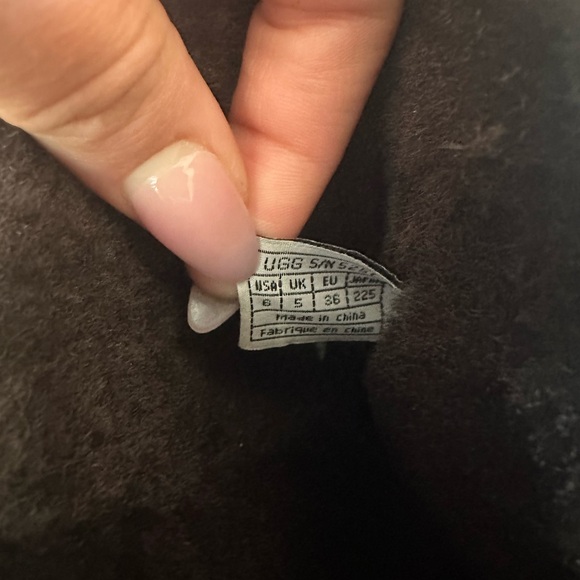 Ugg Classic Short Boot Chestnut - Picture 6 of 7